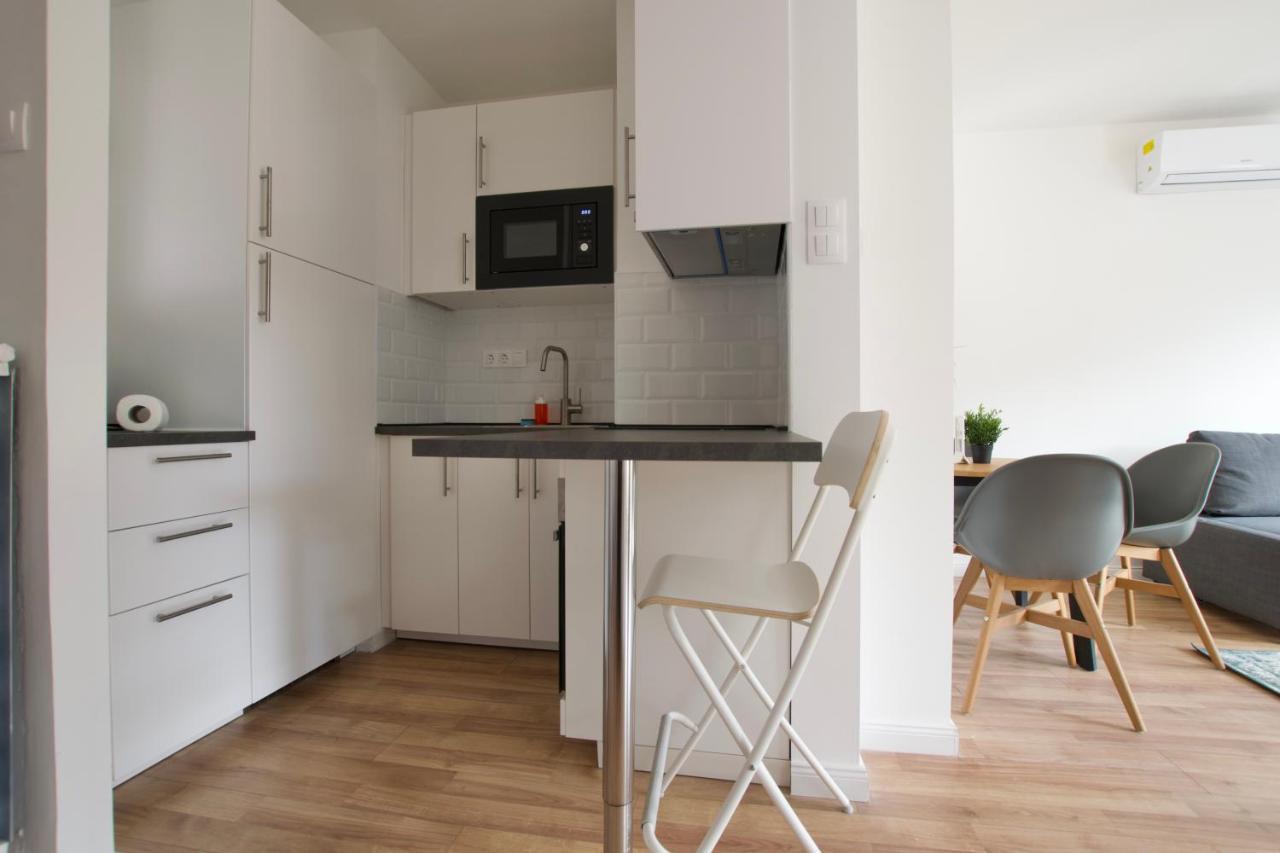 Standard Apartment By Hi5 - Dessewffy 37 Suites Budapest Ngoại thất bức ảnh