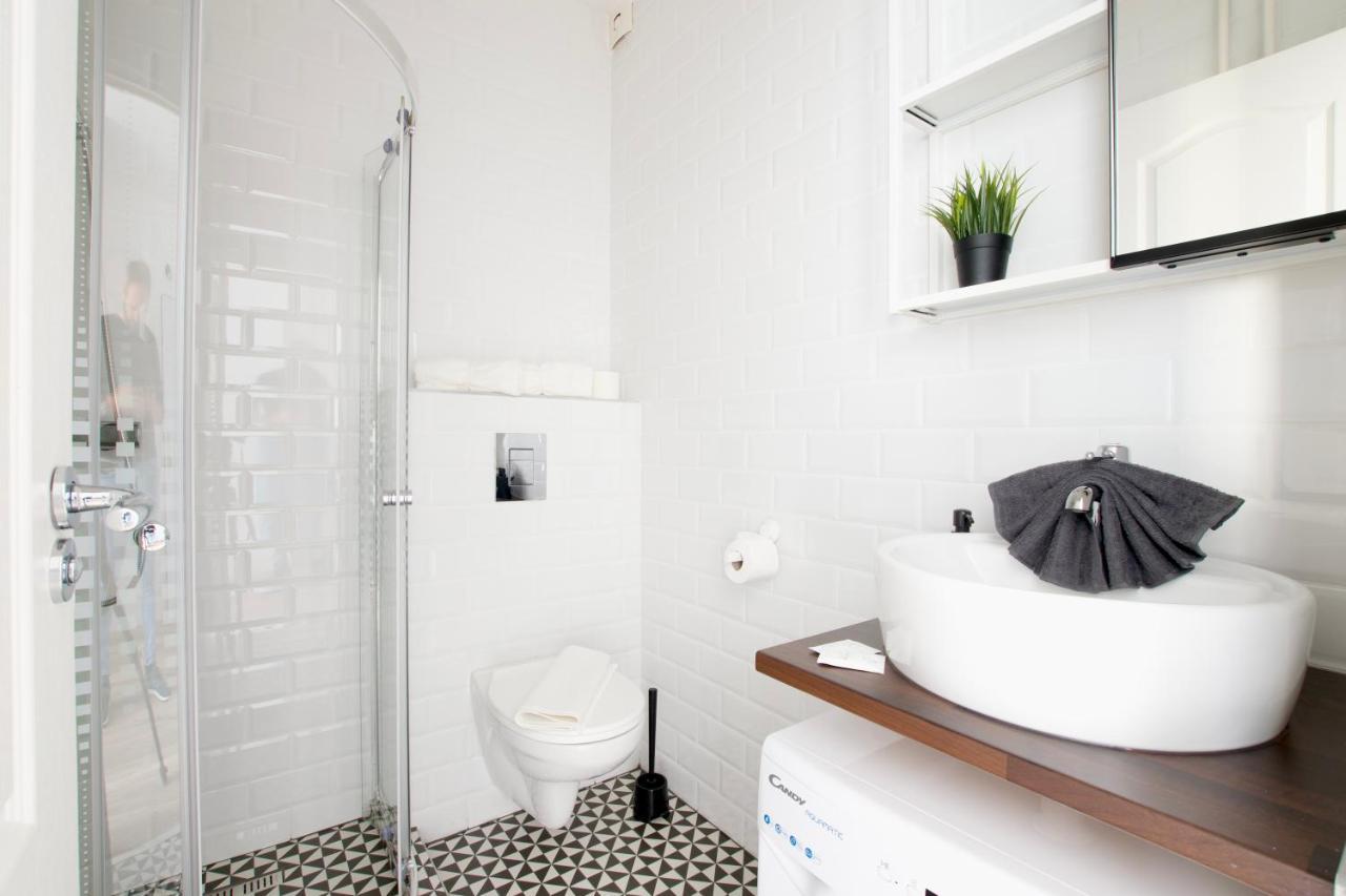 Standard Apartment By Hi5 - Dessewffy 37 Suites Budapest Ngoại thất bức ảnh