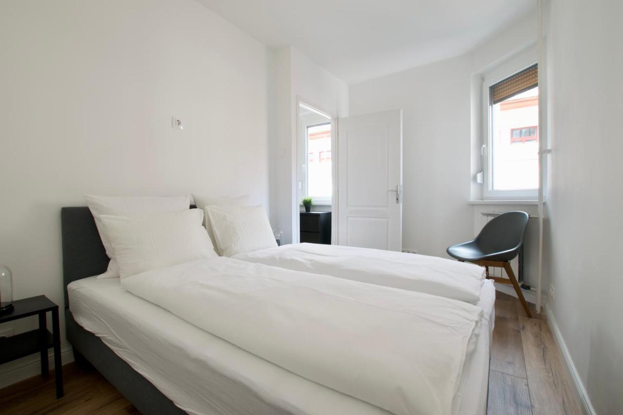 Standard Apartment By Hi5 - Dessewffy 37 Suites Budapest Ngoại thất bức ảnh