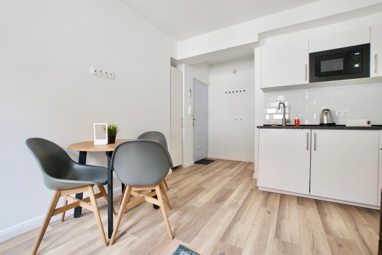 Standard Apartment By Hi5 - Dessewffy 37 Suites Budapest Ngoại thất bức ảnh